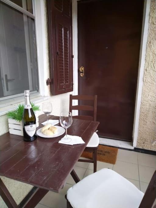Casa Noemi, A Pochi Passi Dalle Spiagge E Dal Centro Di Arma Di Taggia. Exterior foto